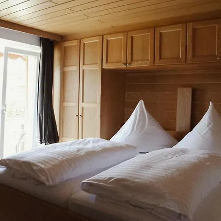 Gaestehaus Muenchner Kindl Guest house Reit im Winkl