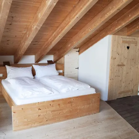 Gaestehaus Muenchner Kindl Guest house Reit im Winkl